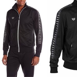 Arena Black Throttle Warm Up Jacket Size L
